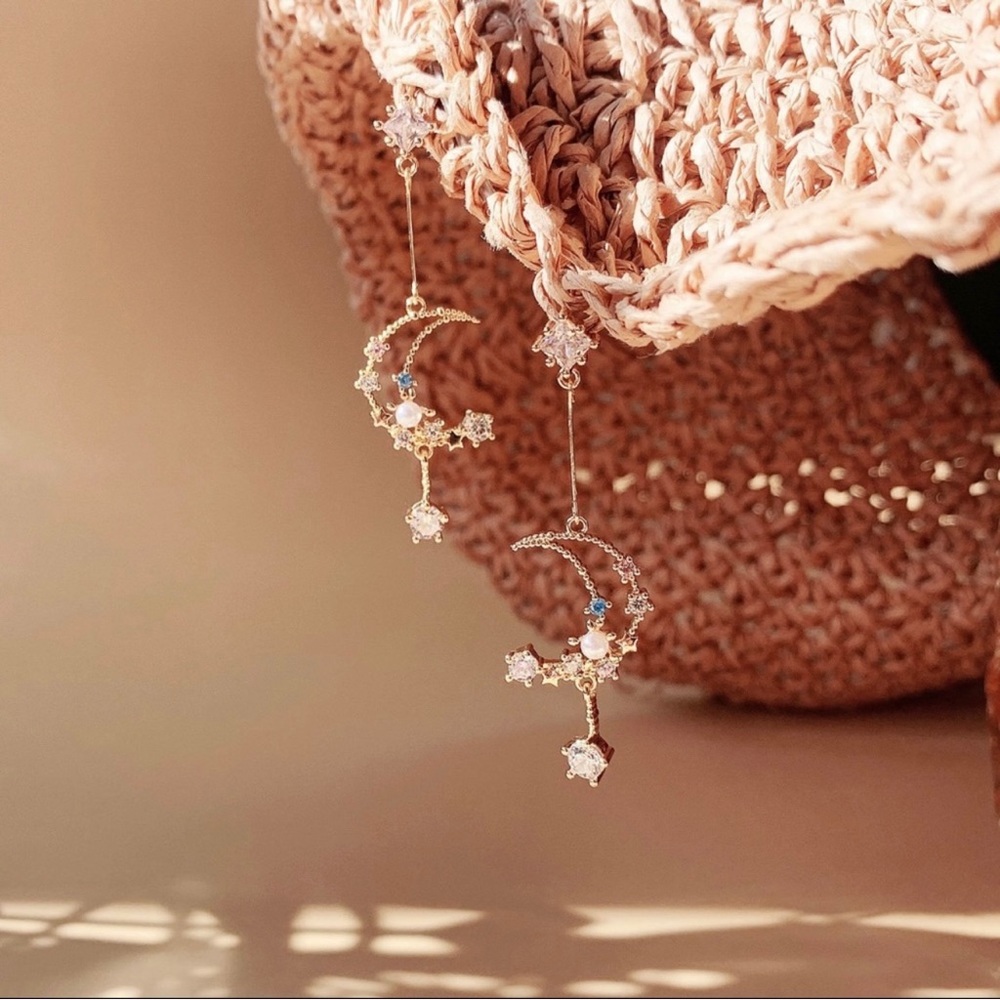 Moon and Star Earring, Celestial Pearl Earrings, Night Sky Drop Dangle Earrings - Picture 8 of 8